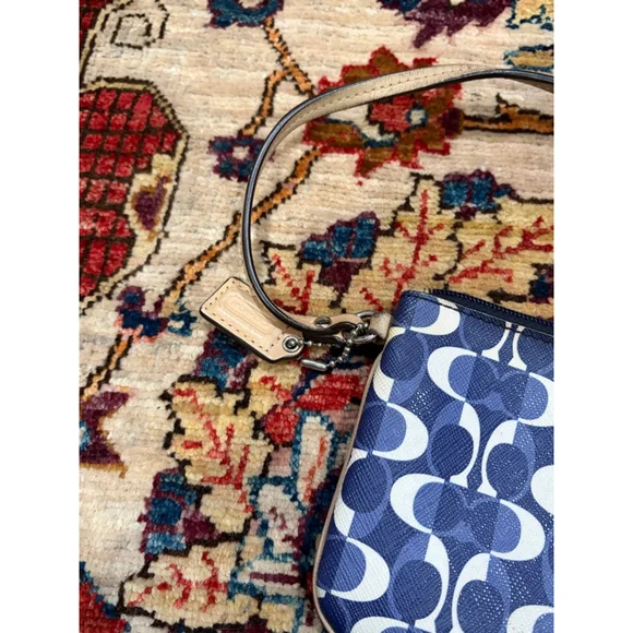 Coach Blue White Signature Op Art Wristlet Clutch Leather Trim - Picture 2 of 9